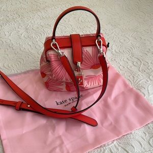 NWOT Kate spade pink and orange Cross body  bag